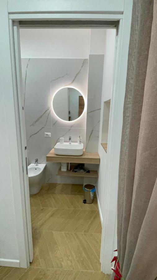 Gennarino Apartments - Panorama Suite With Balcony And Urban Loft Nápoles Exterior foto